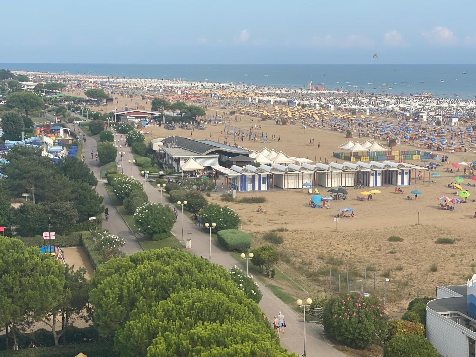 Nuovo Condominio Con Piscina E Garage Bibione Dış mekan fotoğraf