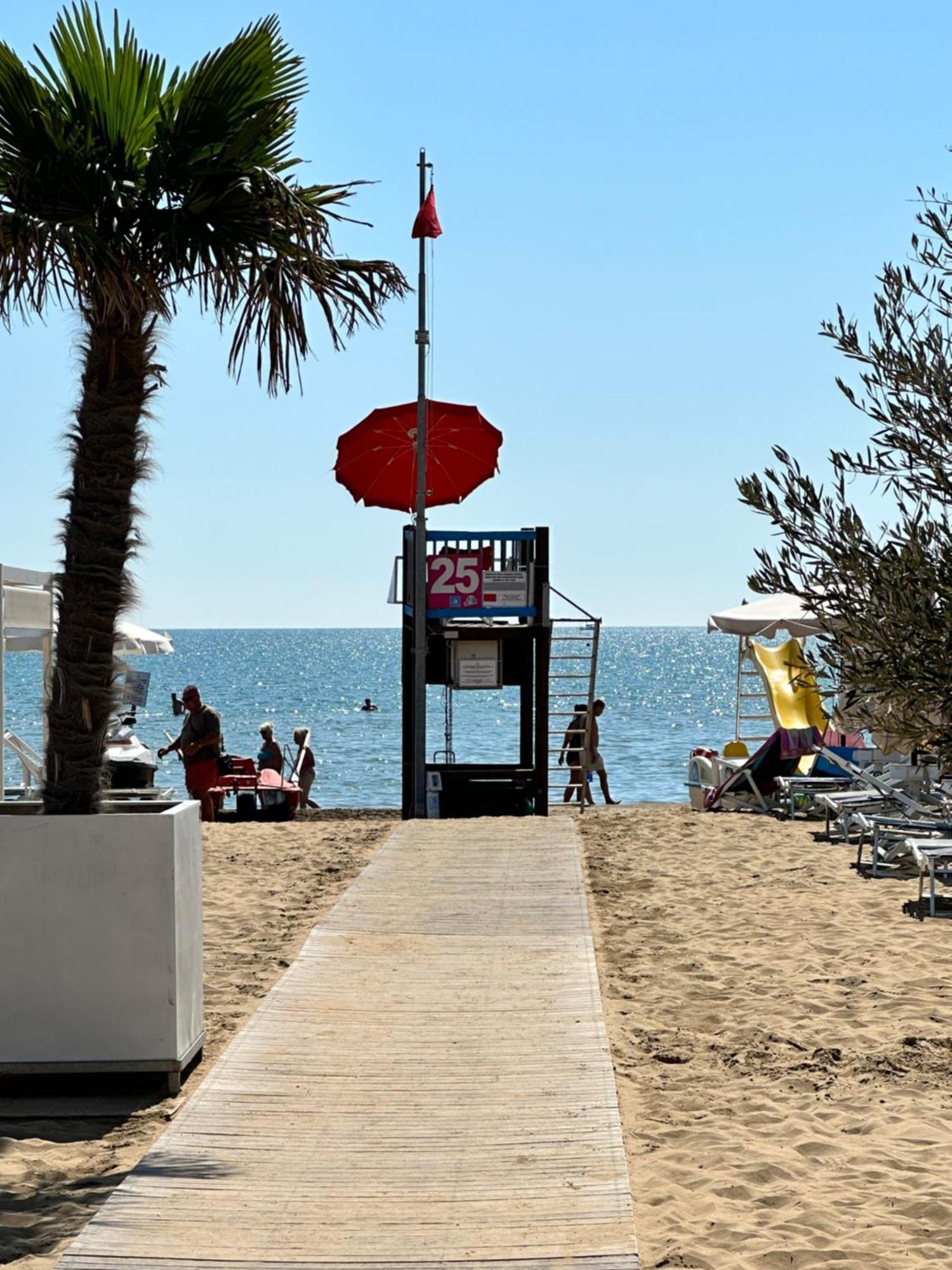 Nuovo Condominio Con Piscina E Garage Bibione Dış mekan fotoğraf