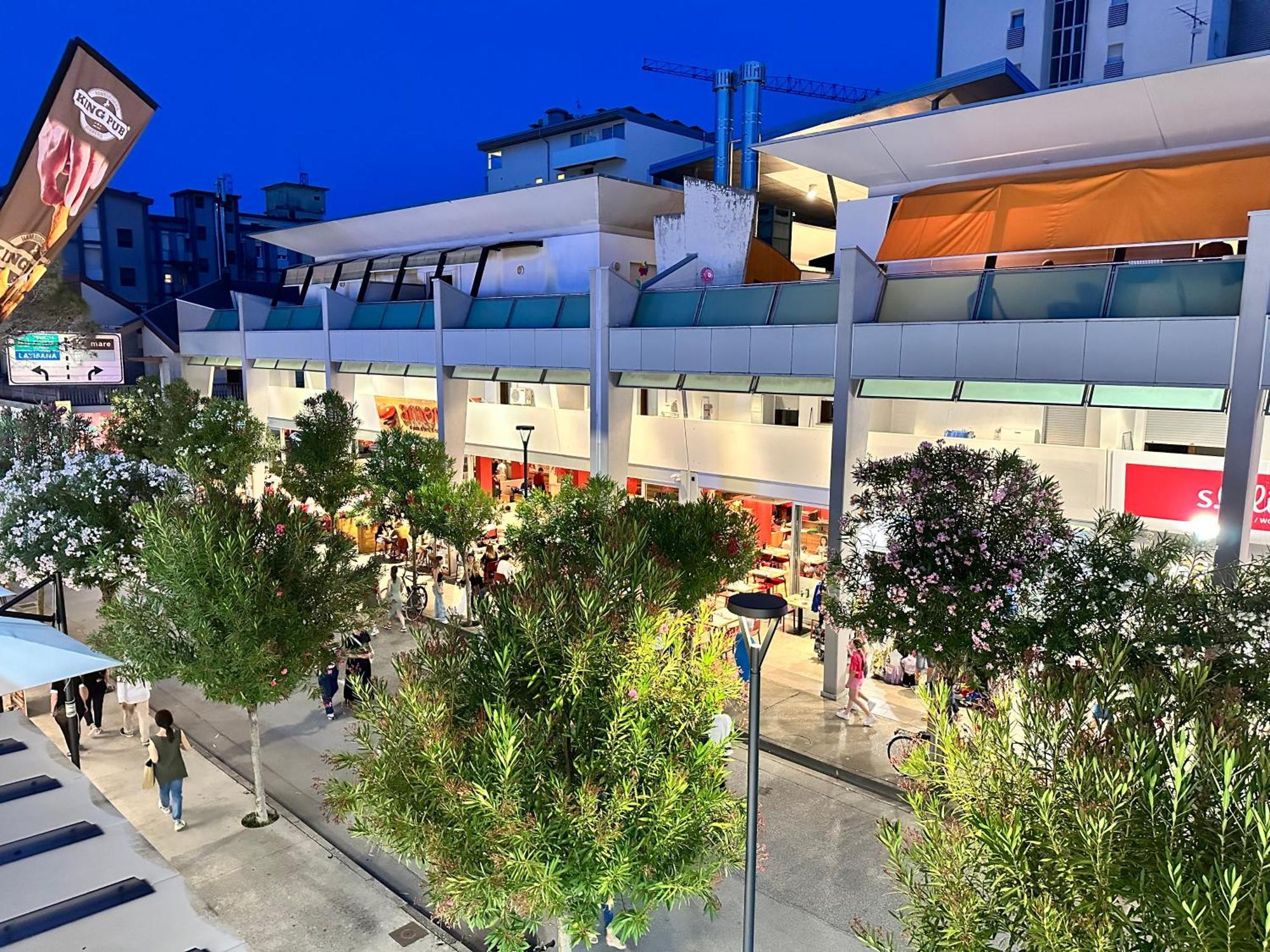 Nuovo Condominio Con Piscina E Garage Bibione Dış mekan fotoğraf